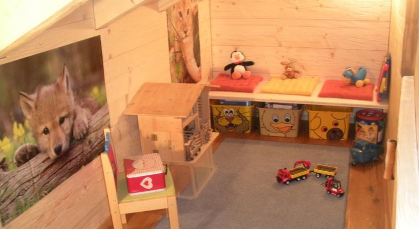 סנט גלנקירש Ferienwohnung Chalet Edelweiss Montafon חדר תמונה