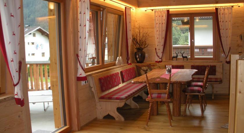 סנט גלנקירש Ferienwohnung Chalet Edelweiss Montafon חדר תמונה
