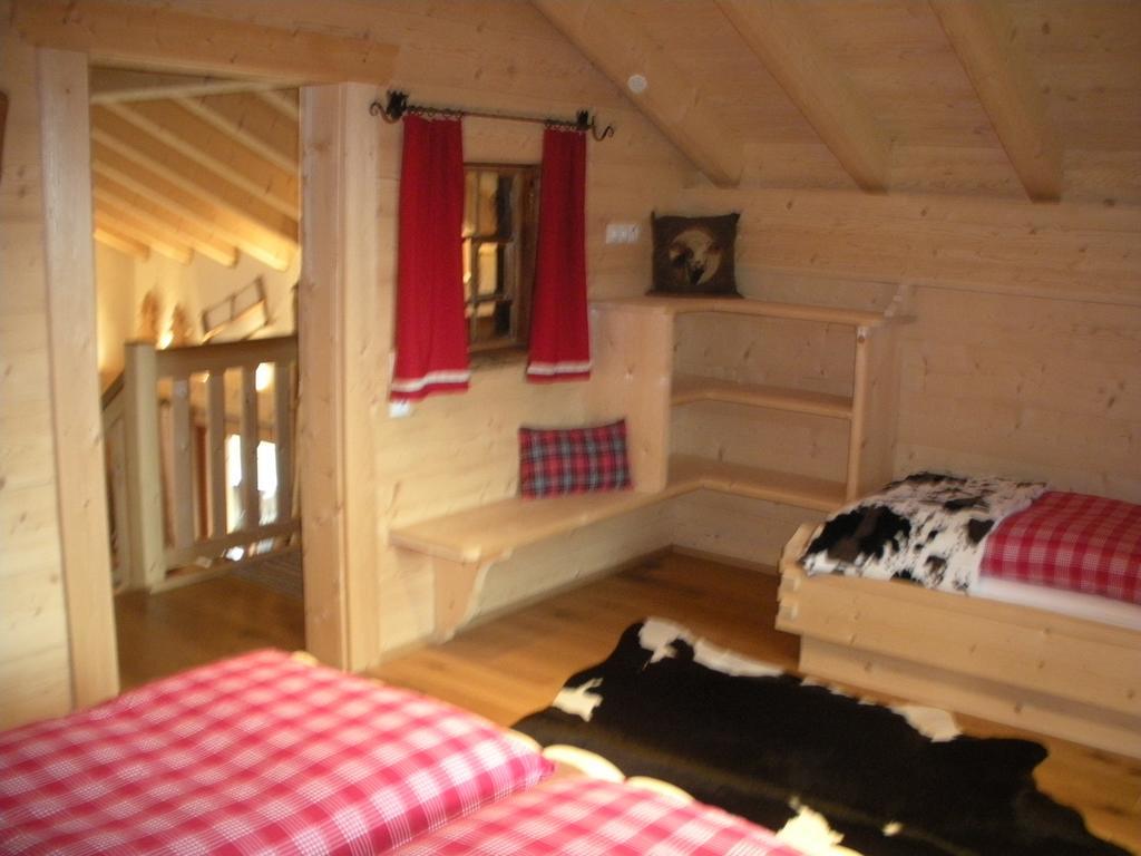 סנט גלנקירש Ferienwohnung Chalet Edelweiss Montafon מראה חיצוני תמונה